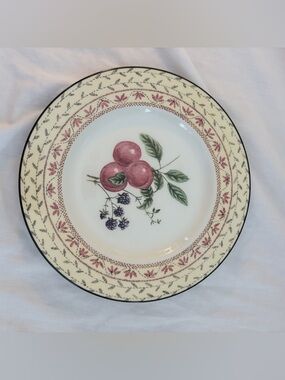 Vintage Johnson Bros England Plate Fruit Pattern 10 Inch